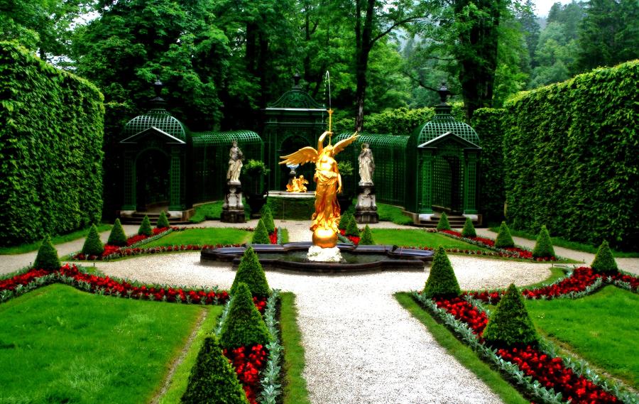 gardens-of-linderhof-castle-ii-ellen-lacey